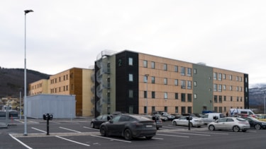 Bildet viser hybelbygg der studentene bor.